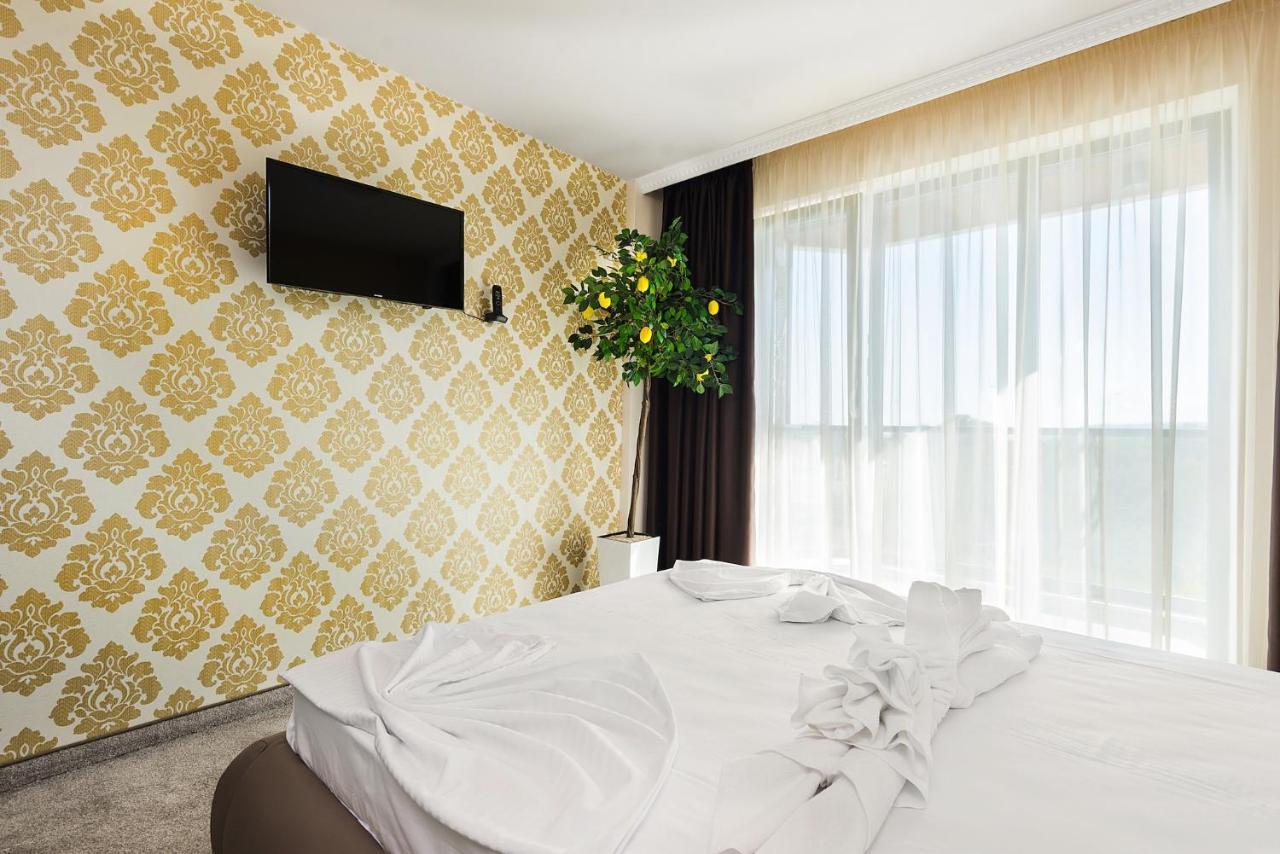 Opu Boutique Hotel Varna Buitenkant foto
