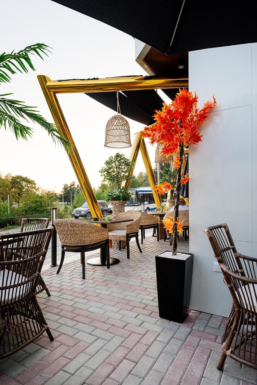 Opu Boutique Hotel Varna Buitenkant foto